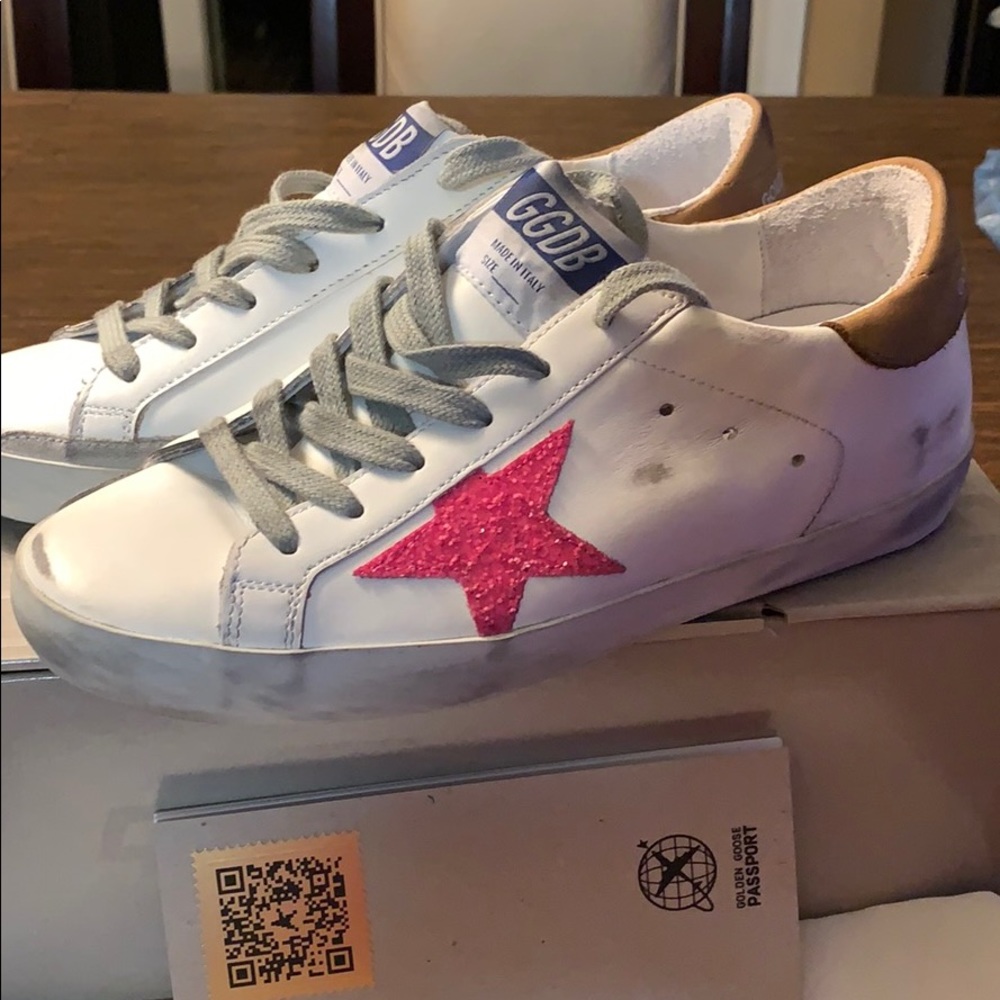 Golden Goose Sneakers - Picture 4 of 5